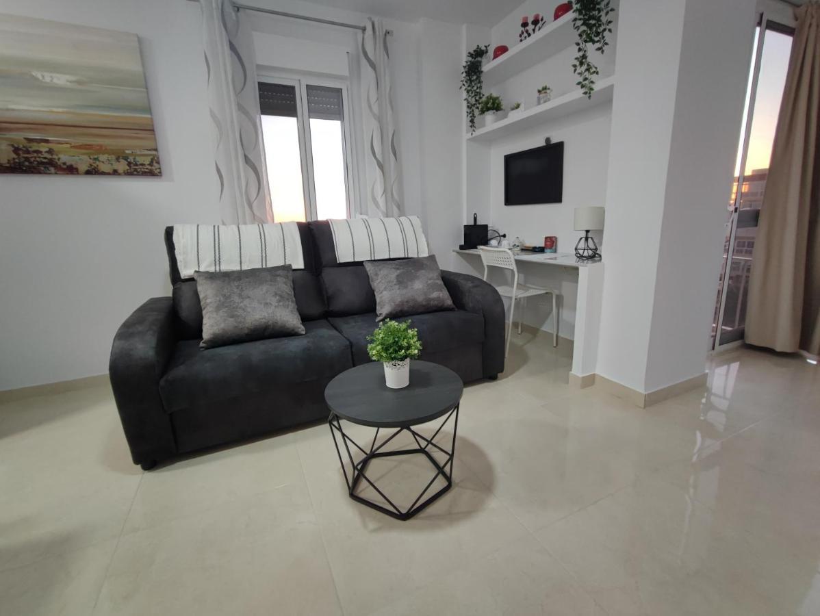 Hercules Paradise 531 Apartamento Con Vistas Al Mar Mediterraneo En Benalmadena A Pasos Del Centro Y Su Vibrante Zona Comercial Disfruta De Una Experiencia Unica En La Costa Del Sol Malaga Andalucia Well-Connected To The Airport Eksteriør billede
