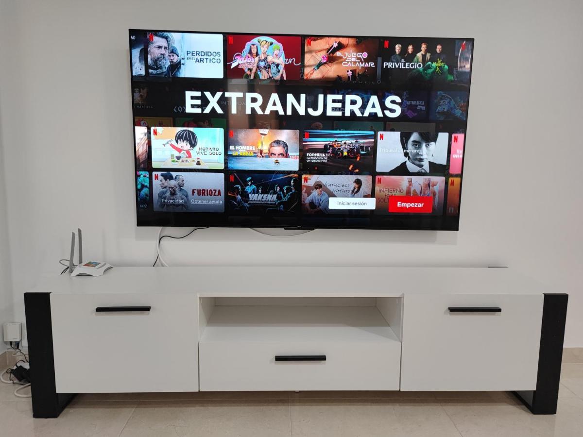 Hercules Paradise 531 Apartamento Con Vistas Al Mar Mediterraneo En Benalmadena A Pasos Del Centro Y Su Vibrante Zona Comercial Disfruta De Una Experiencia Unica En La Costa Del Sol Malaga Andalucia Well-Connected To The Airport Eksteriør billede