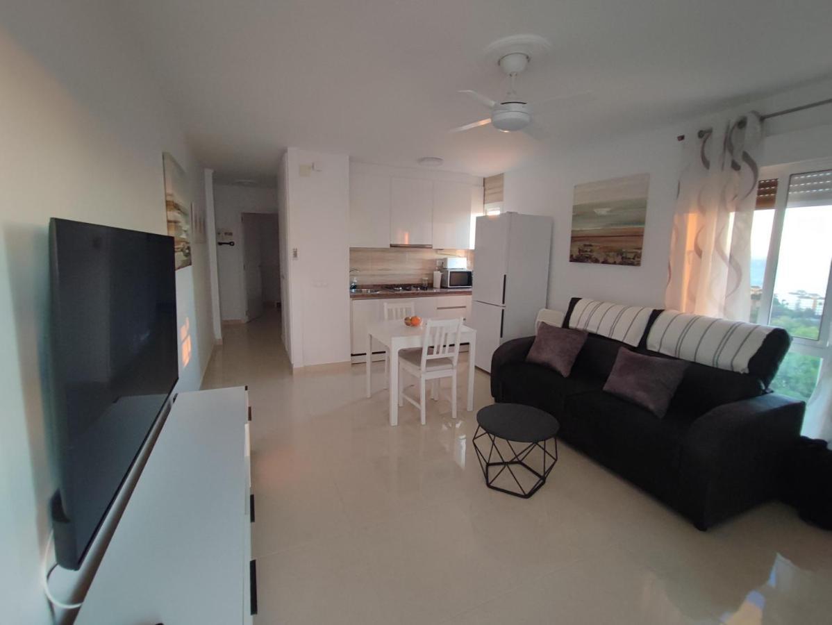 Hercules Paradise 531 Apartamento Con Vistas Al Mar Mediterraneo En Benalmadena A Pasos Del Centro Y Su Vibrante Zona Comercial Disfruta De Una Experiencia Unica En La Costa Del Sol Malaga Andalucia Well-Connected To The Airport Eksteriør billede