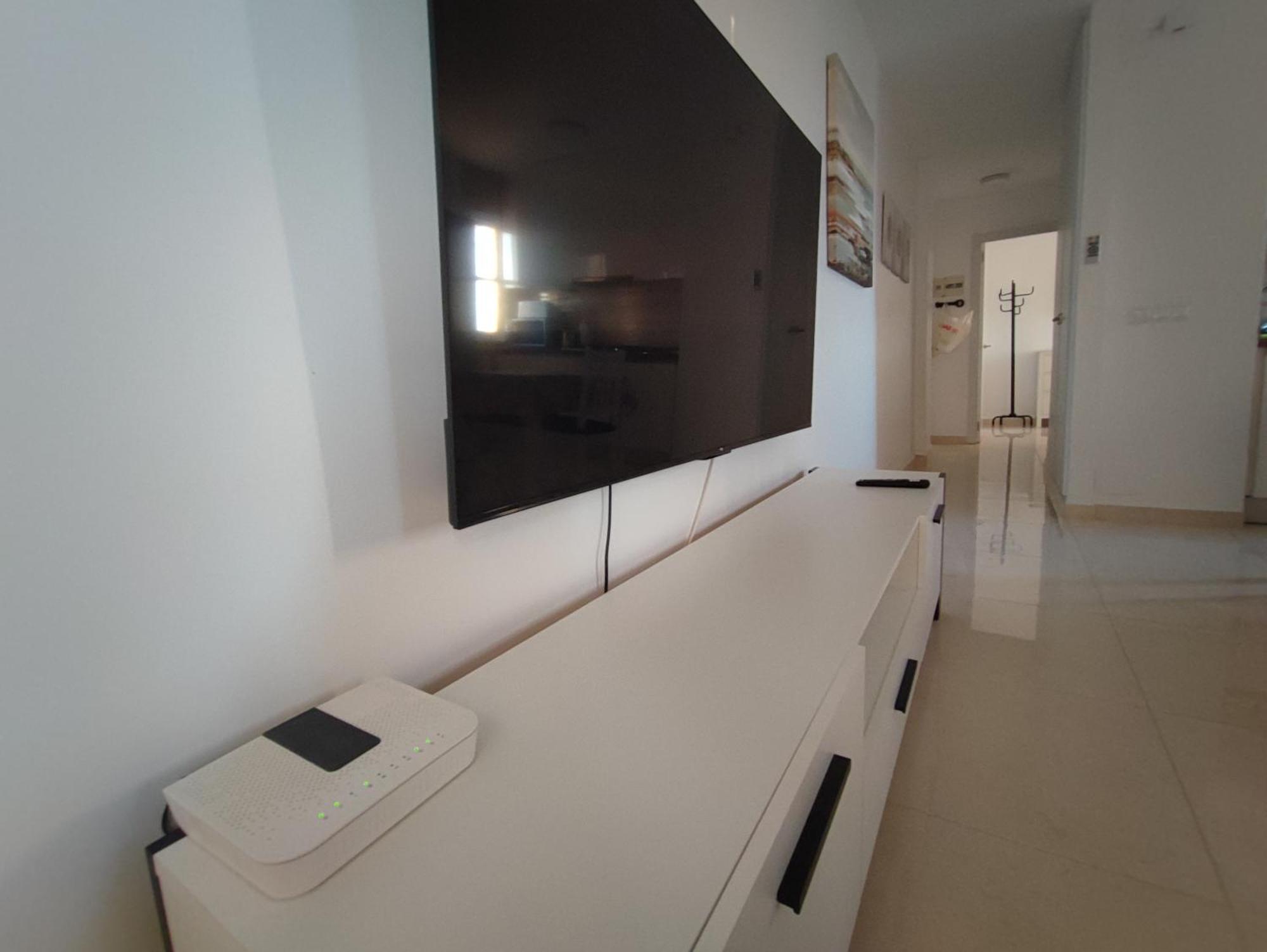 Hercules Paradise 531 Apartamento Con Vistas Al Mar Mediterraneo En Benalmadena A Pasos Del Centro Y Su Vibrante Zona Comercial Disfruta De Una Experiencia Unica En La Costa Del Sol Malaga Andalucia Well-Connected To The Airport Eksteriør billede